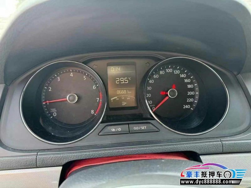 17年大众朗逸轿车抵押车出售