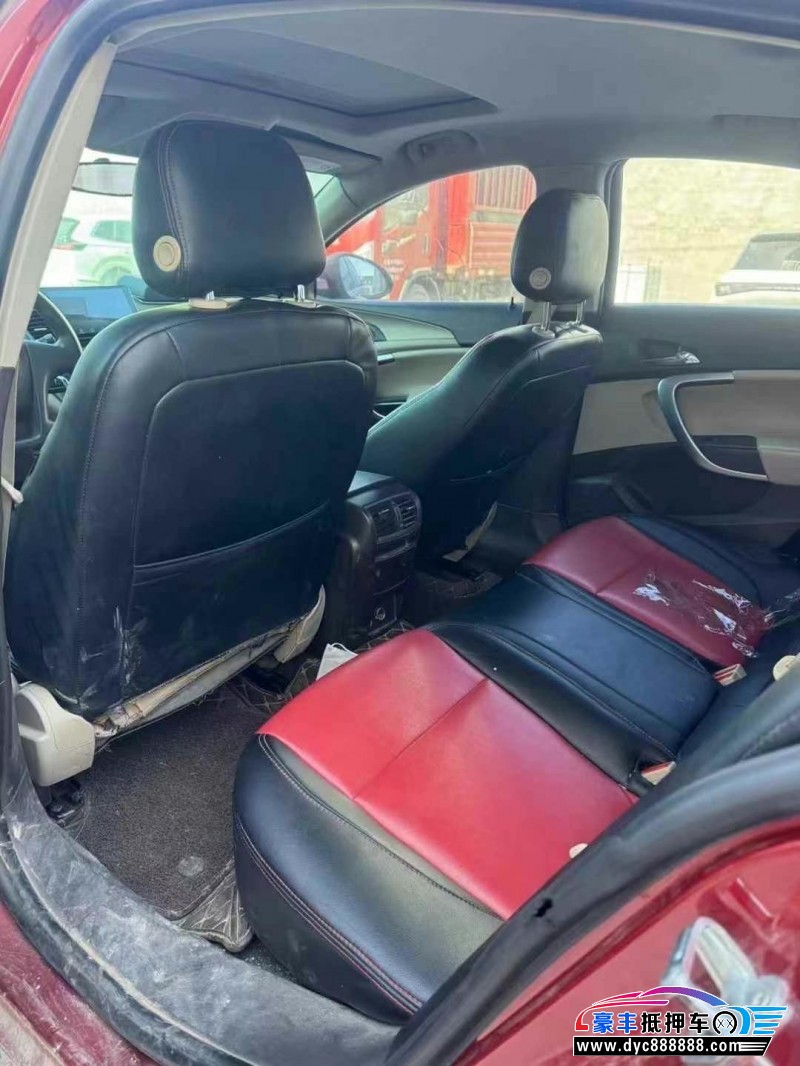 13年别克君威轿车抵押车出售