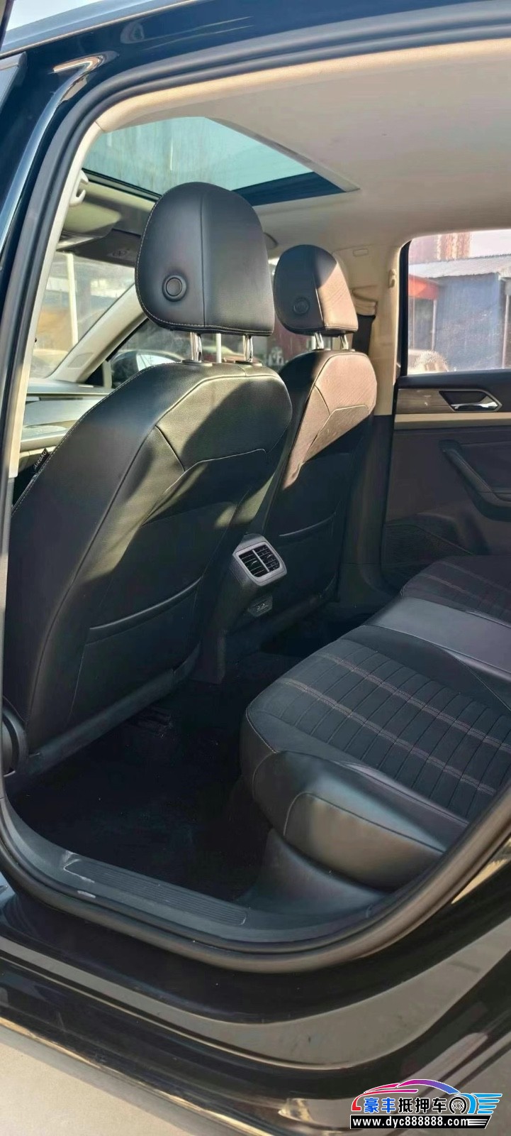 18年大众朗逸轿车抵押车出售