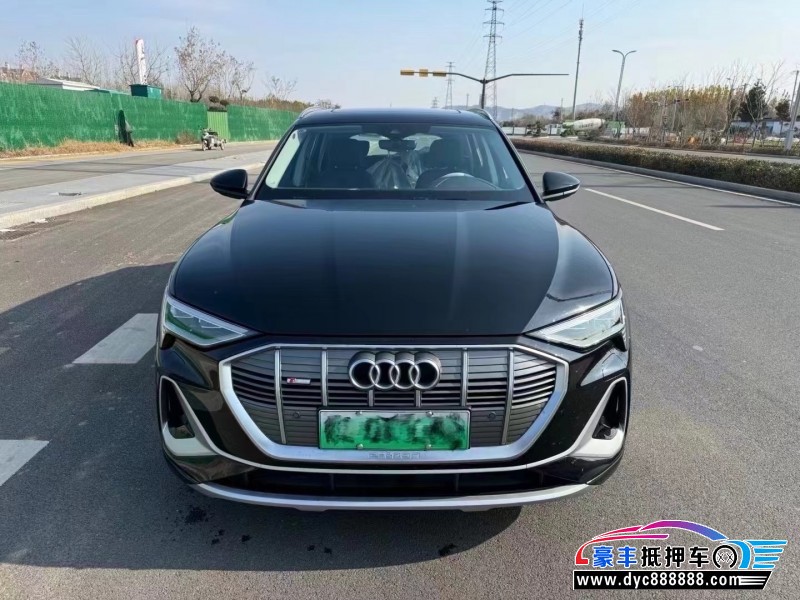 24年奥迪Q5SUV抵押车出售