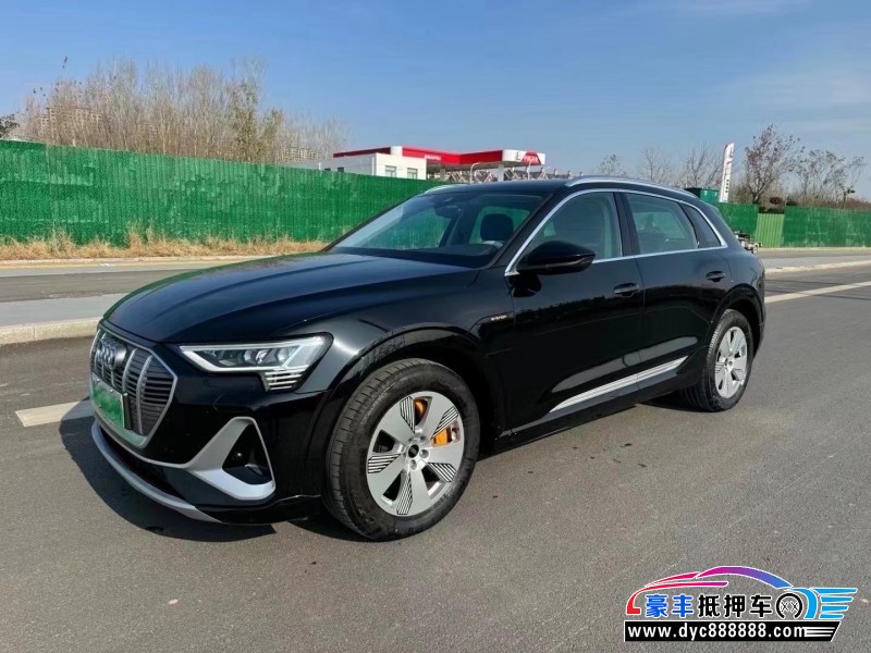 24年奥迪Q5SUV抵押车出售