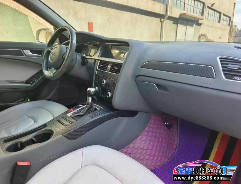 16年奥迪A4L轿车抵押车出售