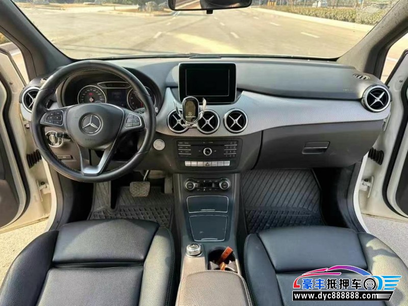 16年奔驰BSUV抵押车出售