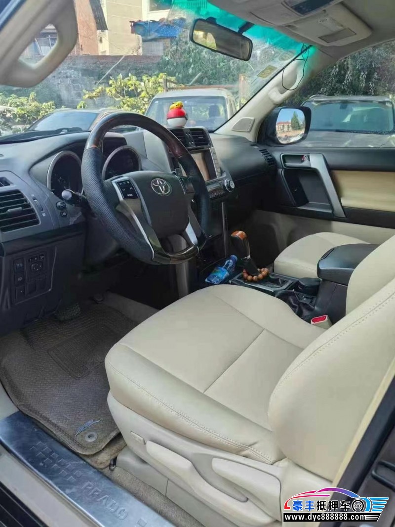 12年丰田普拉多（霸道）轿车抵押车出售