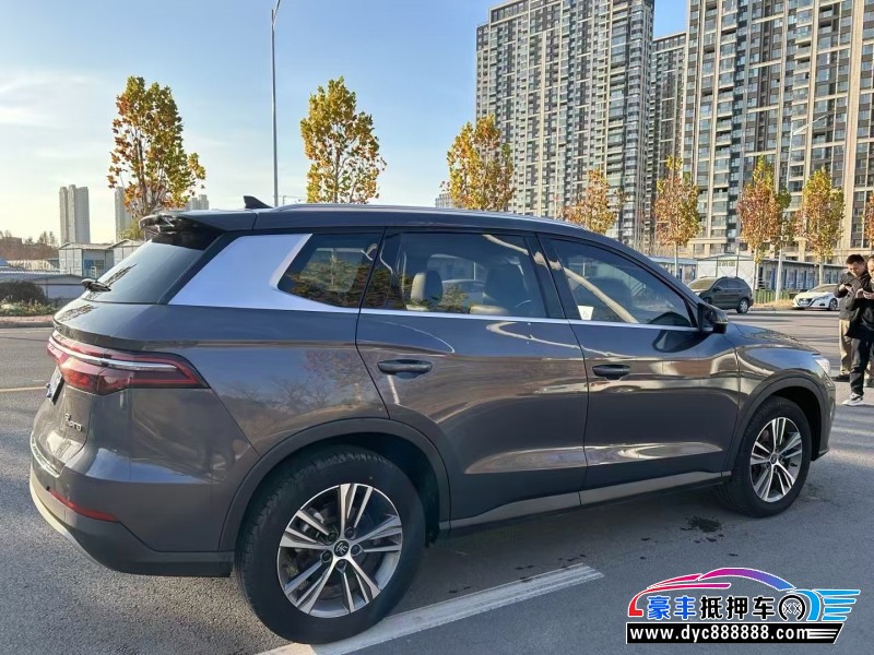 21年比亚迪宋轿车抵押车出售