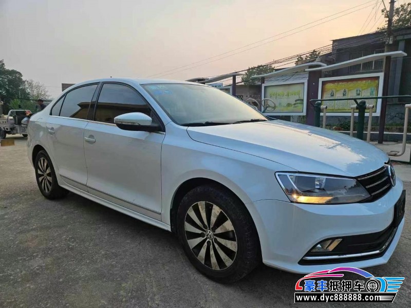 18年大众速腾轿车抵押车出售