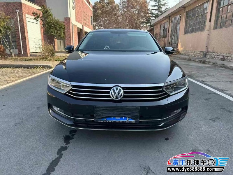 18年大众迈腾轿车抵押车出售