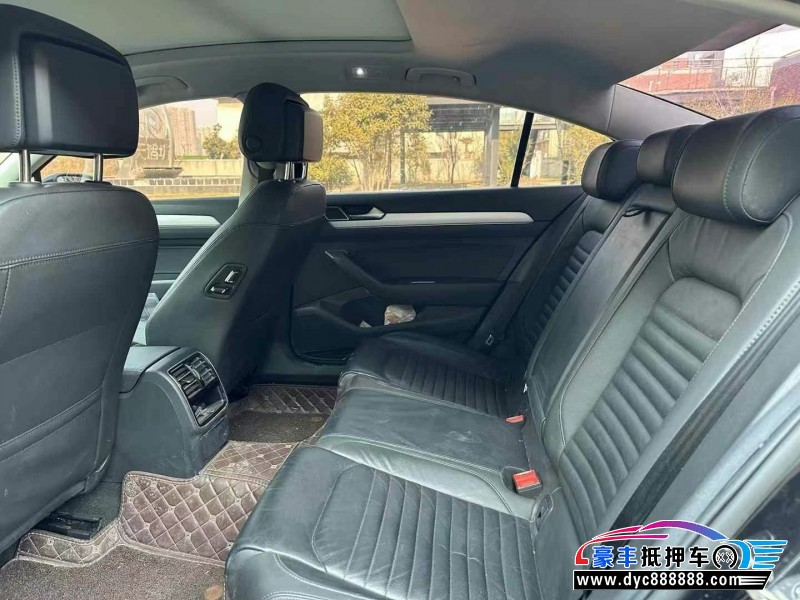 18年大众迈腾轿车抵押车出售