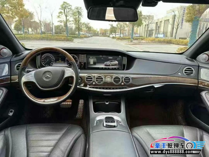 18年奔驰S轿车抵押车出售