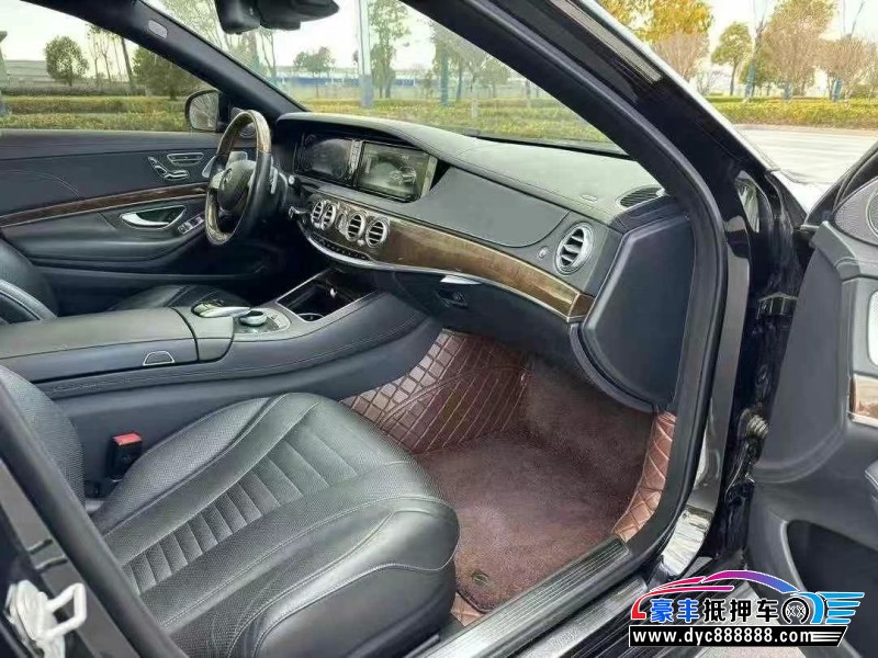 18年奔驰S轿车抵押车出售