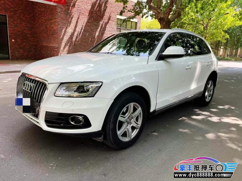 17年奥迪Q5轿车抵押车出售