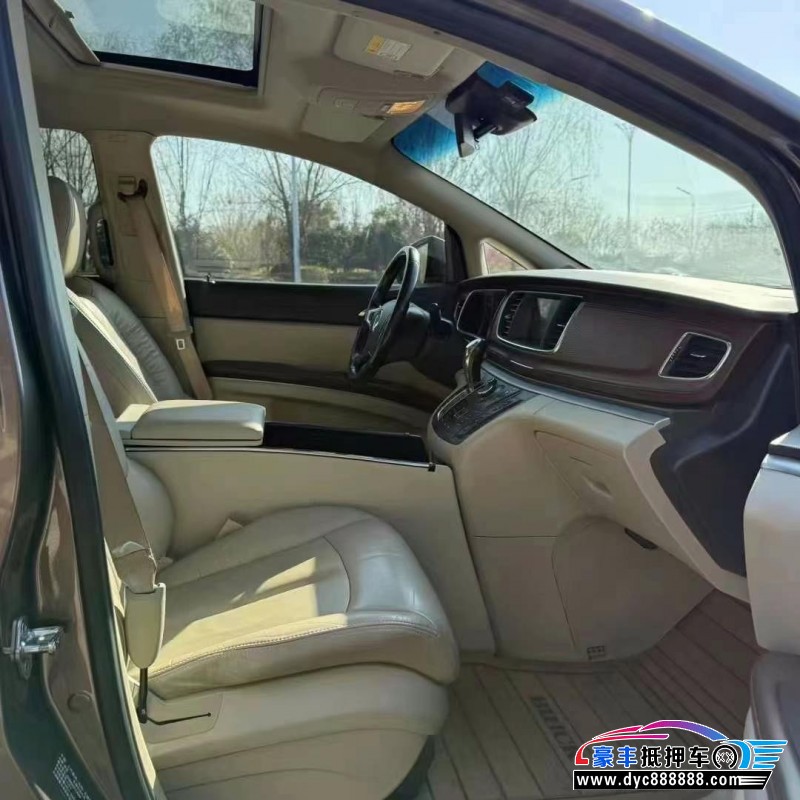 18年别克GL8轿车抵押车出售