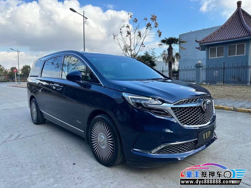 20年别克GL8轿车抵押车出售