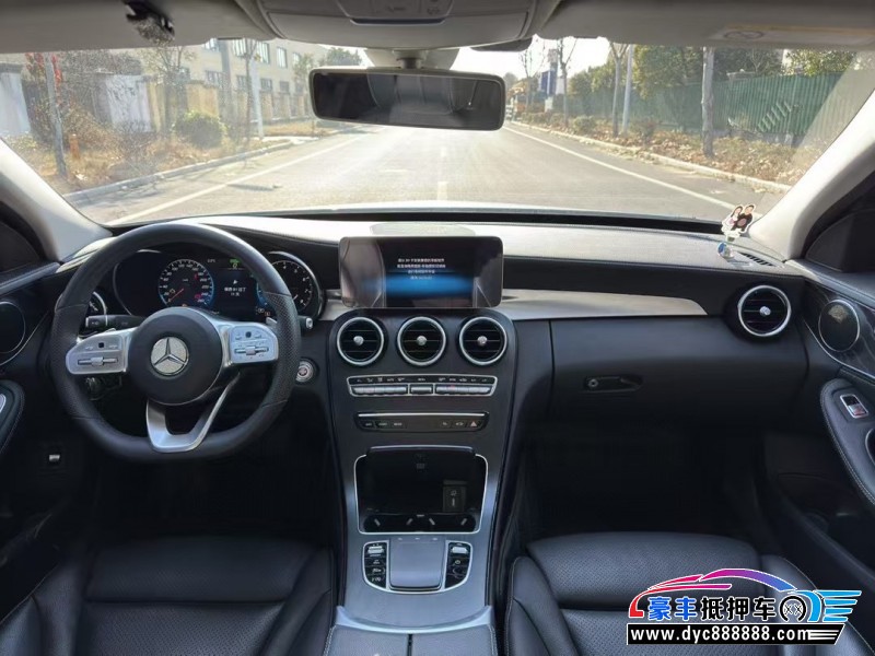 20年奔驰C轿车抵押车出售