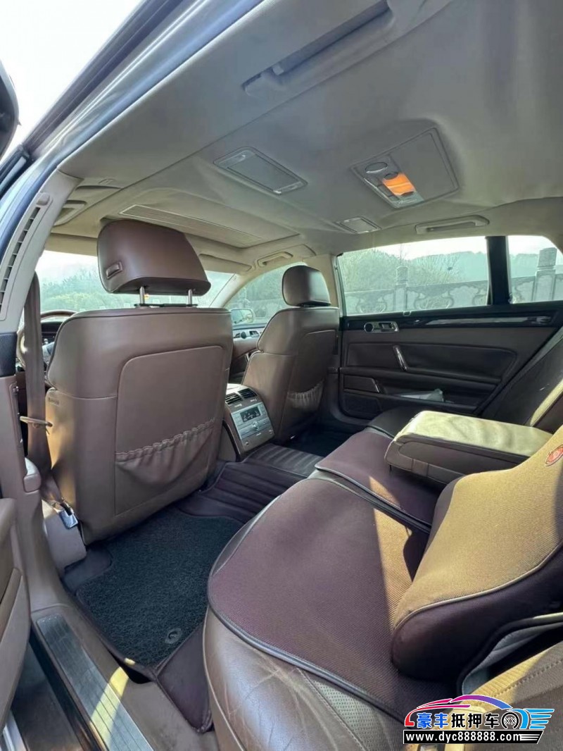 11年大众辉腾轿车抵押车出售