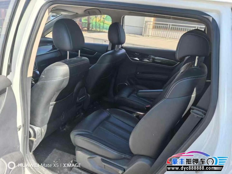 19年比亚迪宋轿车抵押车出售