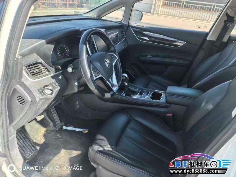 19年比亚迪宋轿车抵押车出售