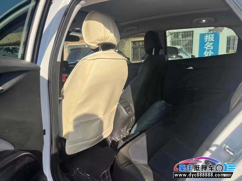 23年别克微蓝轿车抵押车出售