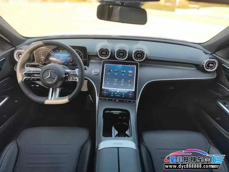 24年奔驰C轿车抵押车出售