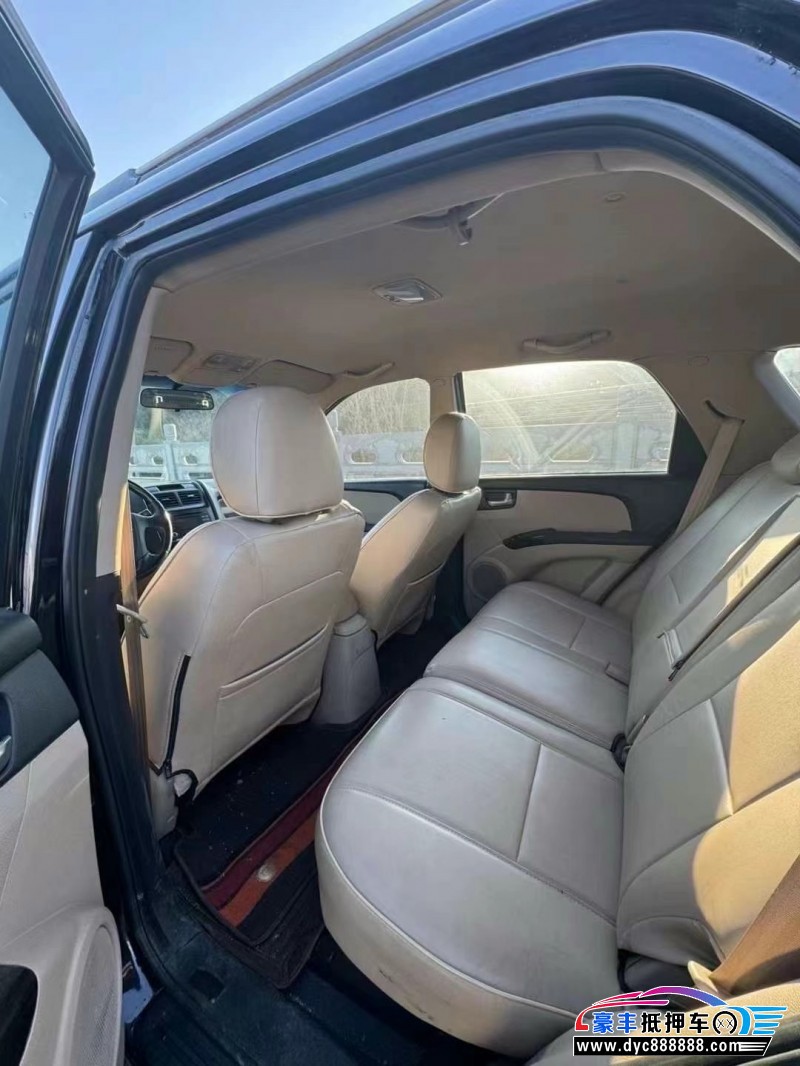 15年起亚狮跑轿车抵押车出售