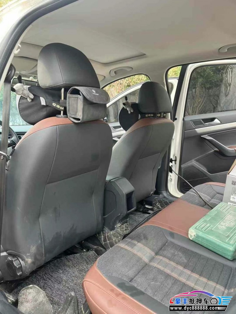 20年大众朗逸轿车抵押车出售