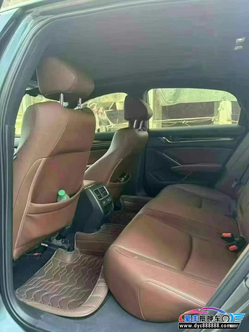 22年本田英诗派轿车抵押车出售