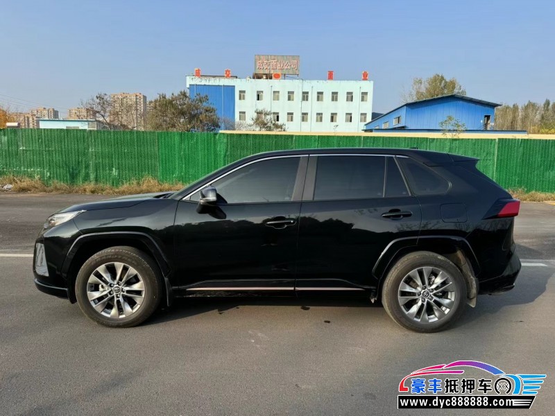 24年丰田威兰达轿车抵押车出售