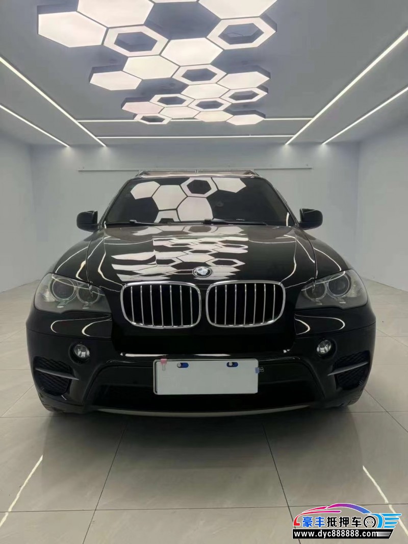 13年宝马X5轿车抵押车出售