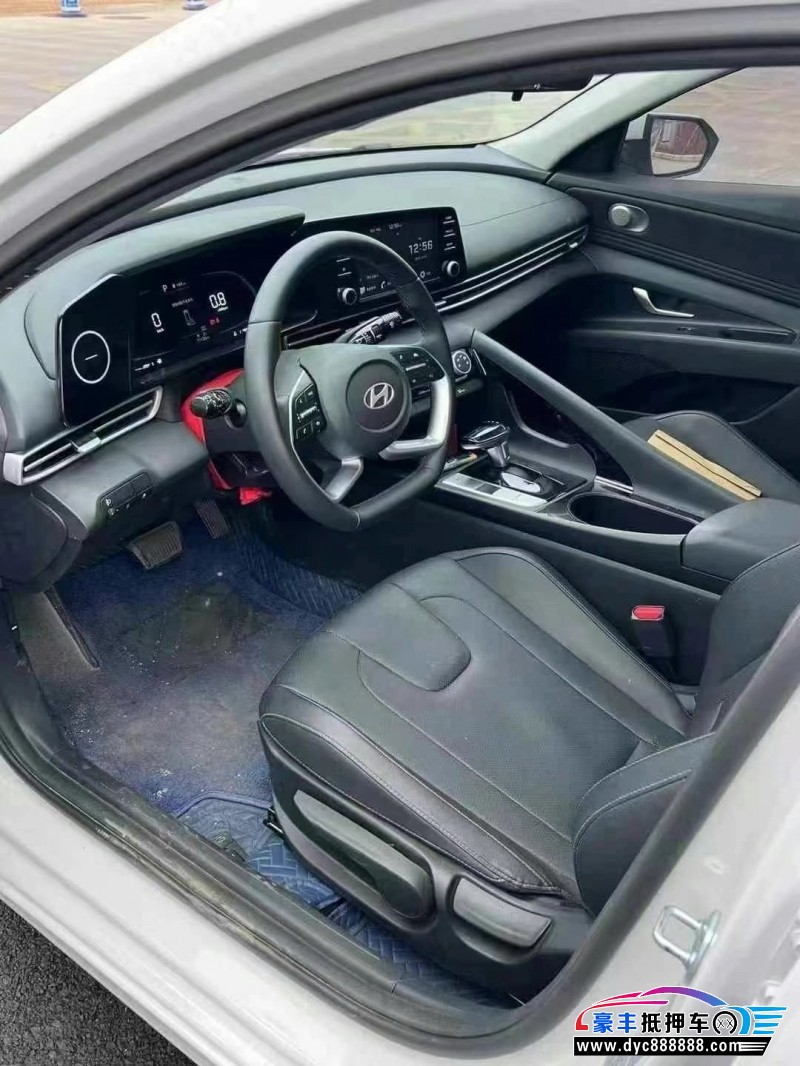 24年现代伊兰特轿车抵押车出售