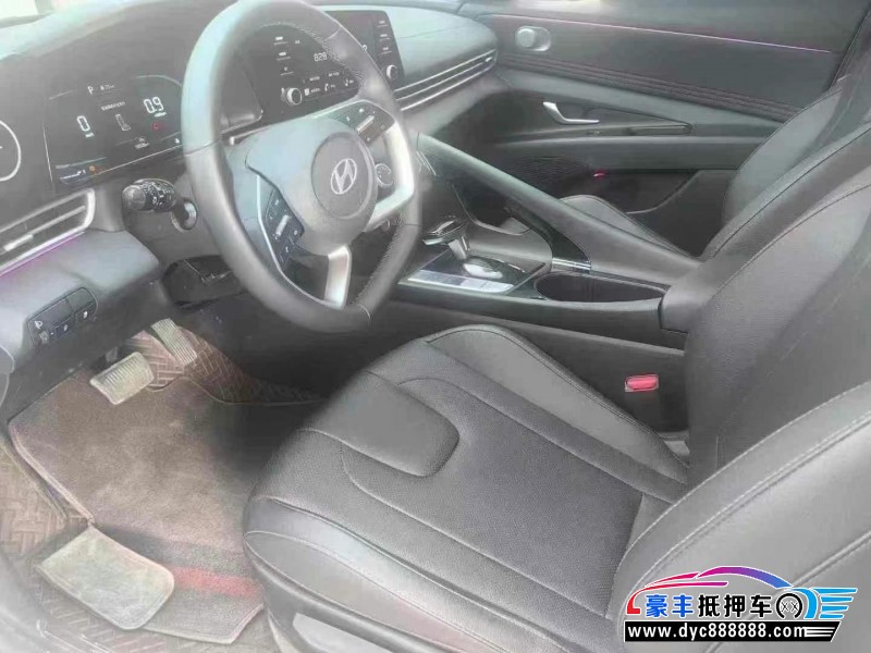 24年现代伊兰特轿车抵押车出售