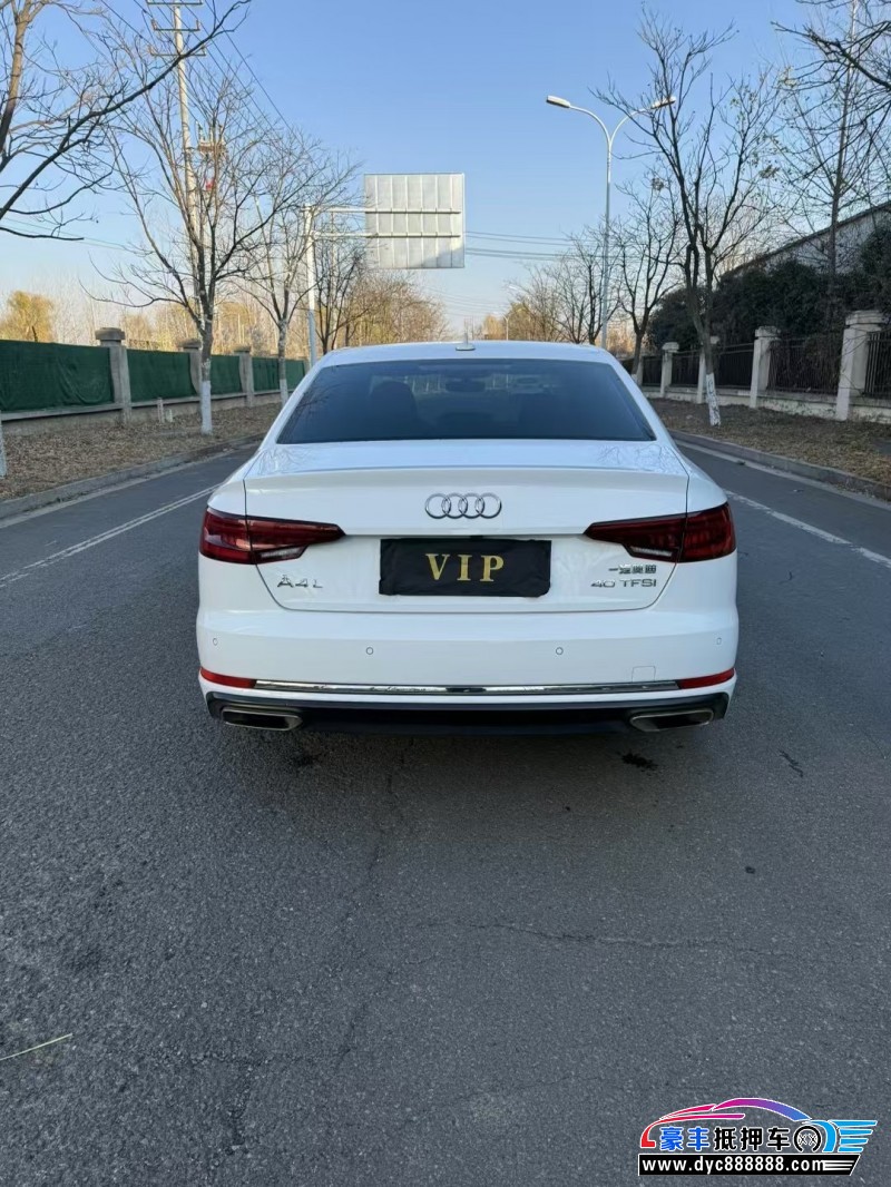 19年奥迪A4L轿车抵押车出售