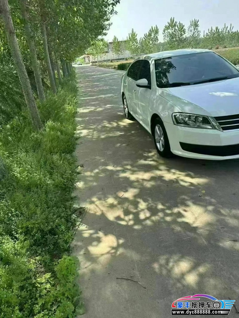 16年大众朗逸轿车抵押车出售