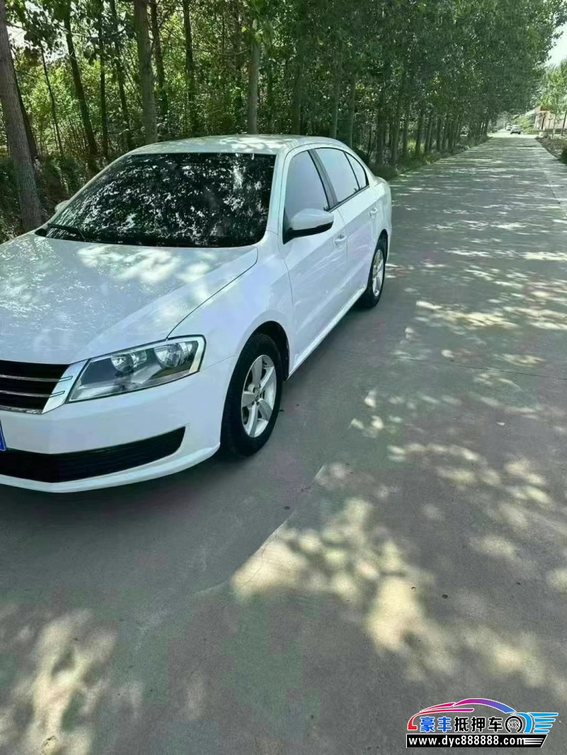 16年大众朗逸轿车抵押车出售