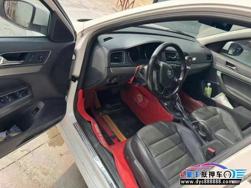 18年大众朗逸轿车抵押车出售