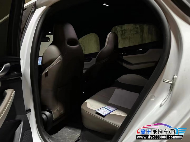 24年比亚迪秦轿车抵押车出售