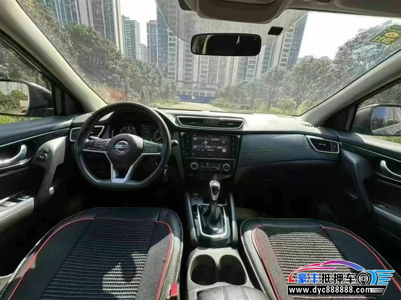 20年日产逍客轿车抵押车出售