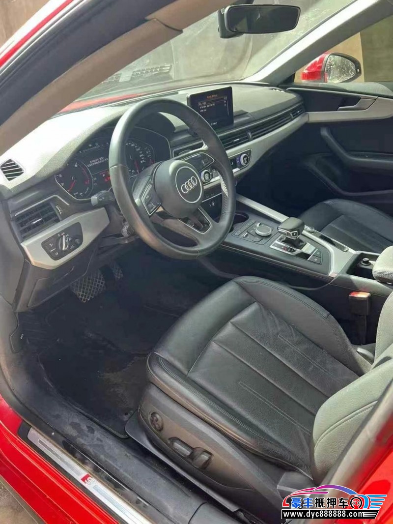 20年奥迪A3轿车抵押车出售