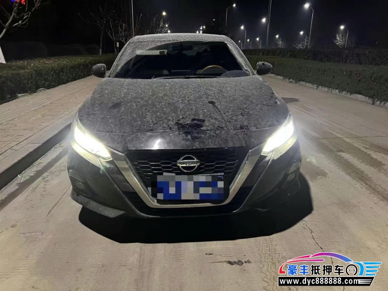 19年日产天籁轿车抵押车出售