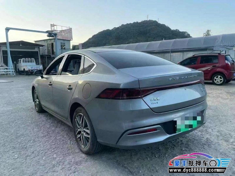 22年比亚迪秦轿车抵押车出售