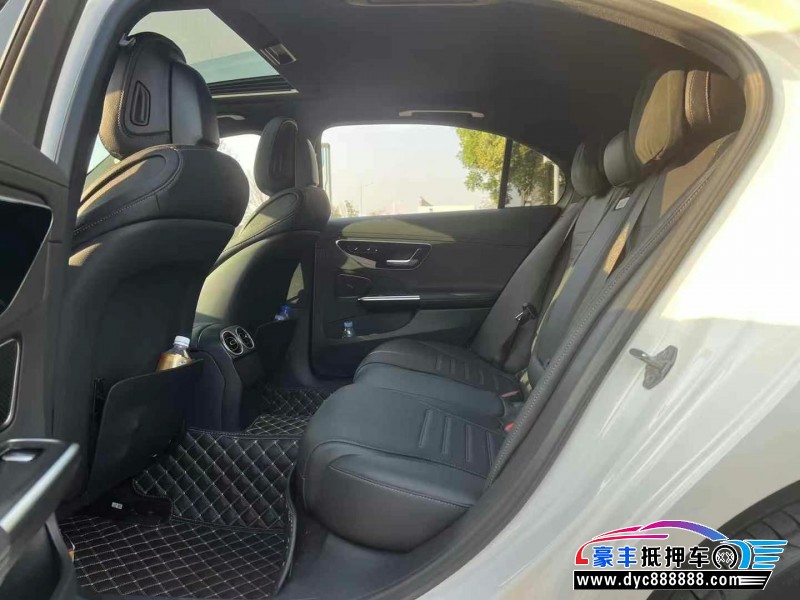 22年奔驰C轿车抵押车出售