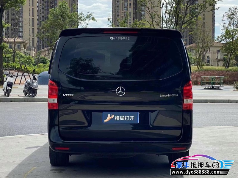 21年奔驰威霆MPV抵押车出售