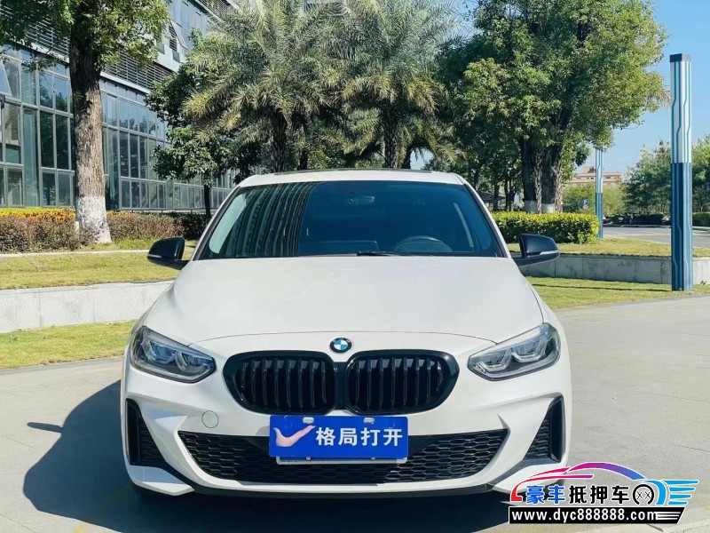 22年宝马1系轿车抵押车出售