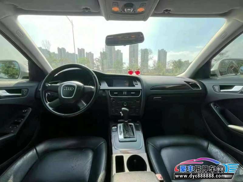 12年奥迪A4L轿车抵押车出售