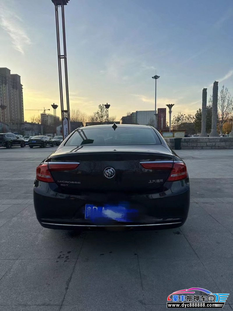 18年别克君越轿车抵押车出售