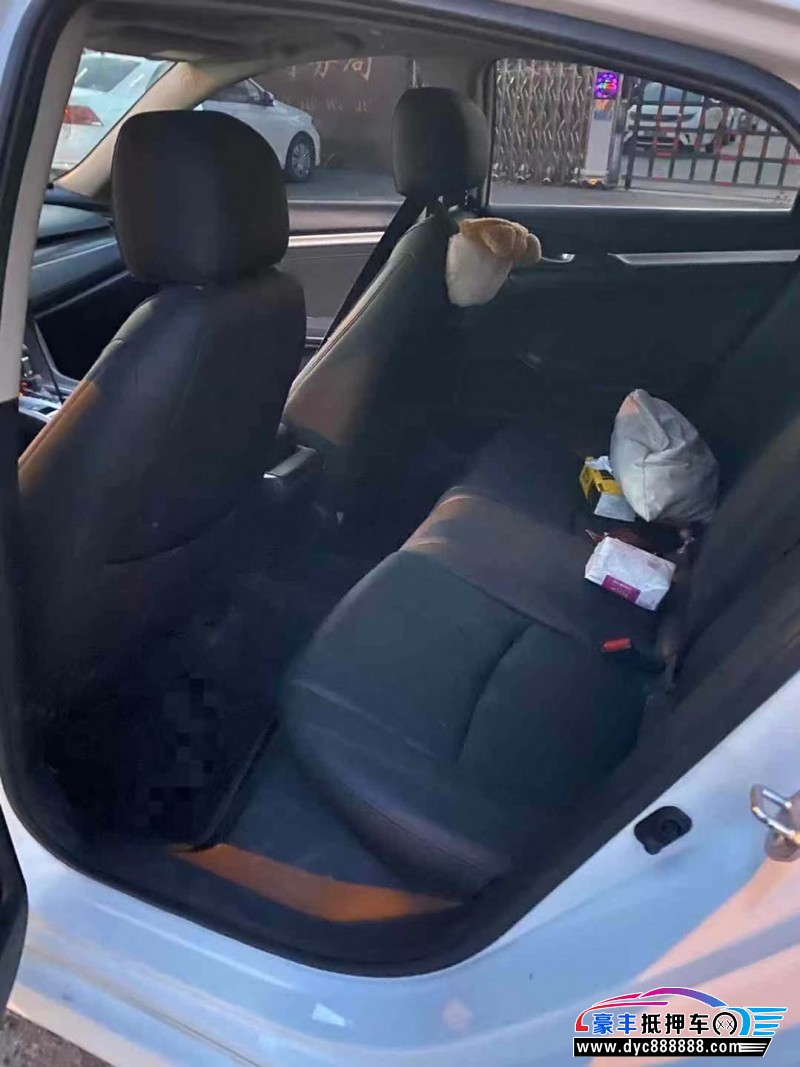 22年本田思域轿车抵押车出售