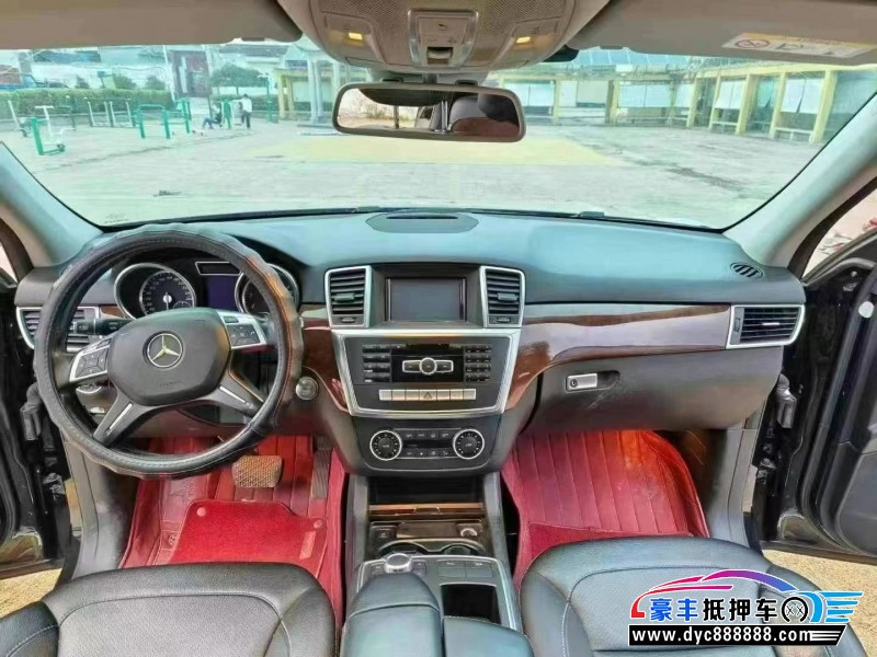 15年奔驰ML轿车抵押车出售