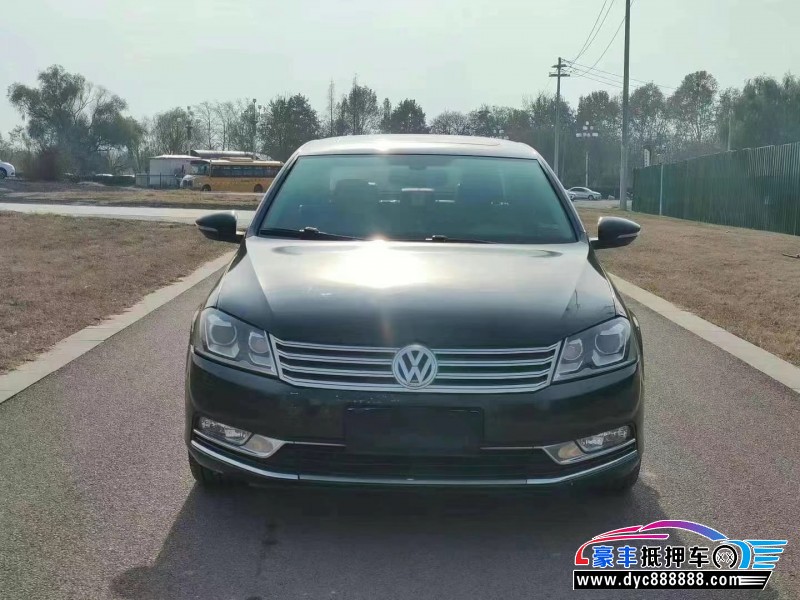 14年大众迈腾轿车抵押车出售