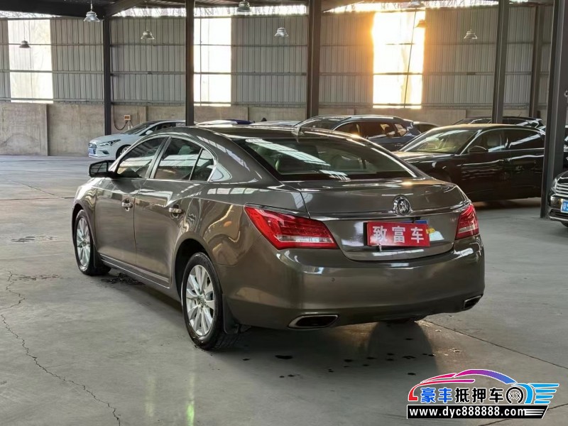 16年别克君越轿车抵押车出售