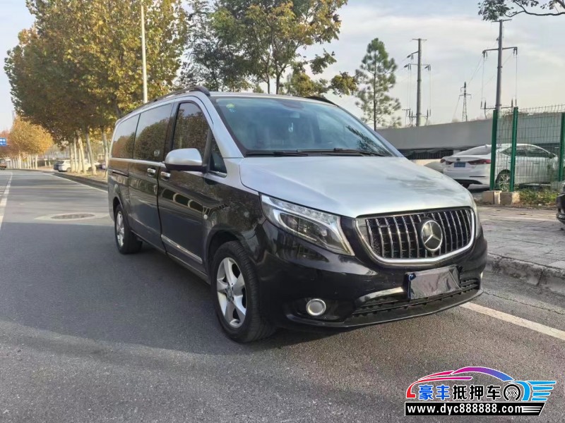 18年奔驰威霆轿车抵押车出售