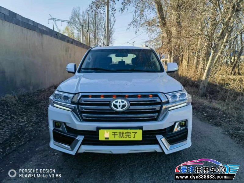 17年丰田兰德酷路泽（陆巡）轿车抵押车出售